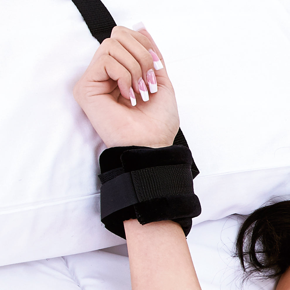 Bondage Bed Strap Set