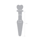 Gray silhoutte  with heart-shaped base and measurements on a white background